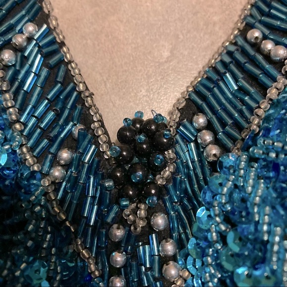 Vintage, stunning beaded/ sequin formal gown. Size 4. Alyce Designs circa 1992 - Picture 12 of 16